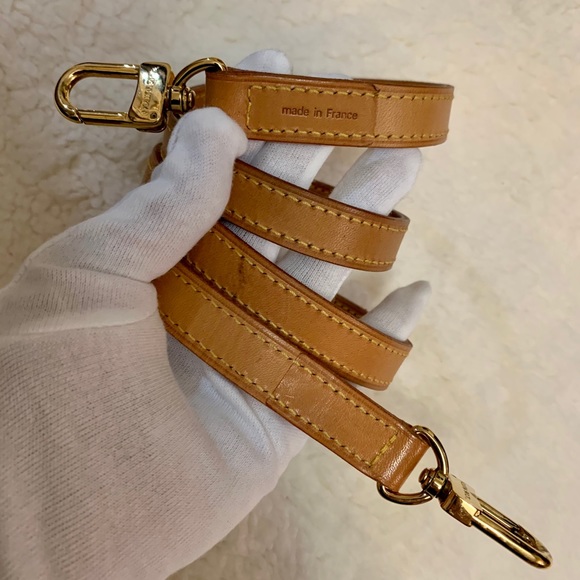 Louis Vuitton Handbags - ‼️FIRM‼️ authentic LV strap